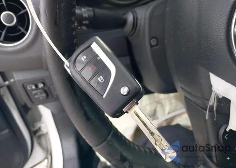 2017 Toyota Corolla Im z USA, uszkodzony, nr VIN JTNKARJE1HJ546053